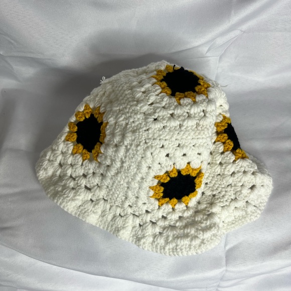 Handmade Crochet Sunflower Hat. Yellow and white and brown. One size - Picture 2 of 8